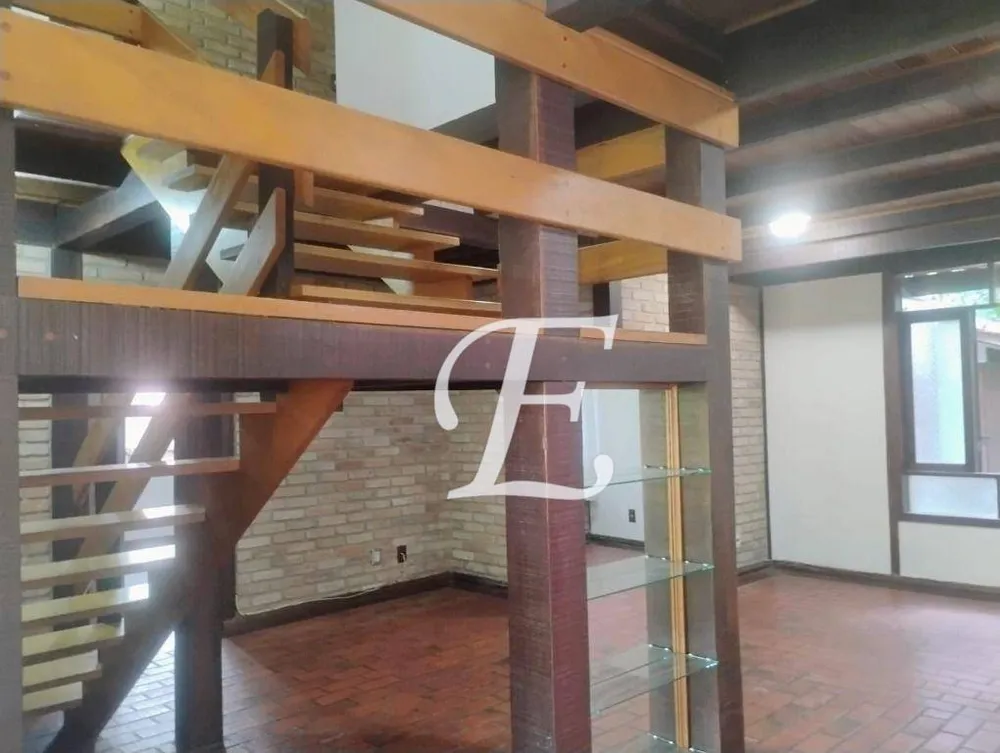 Casa, 4 quartos, 219 m² - Foto 4