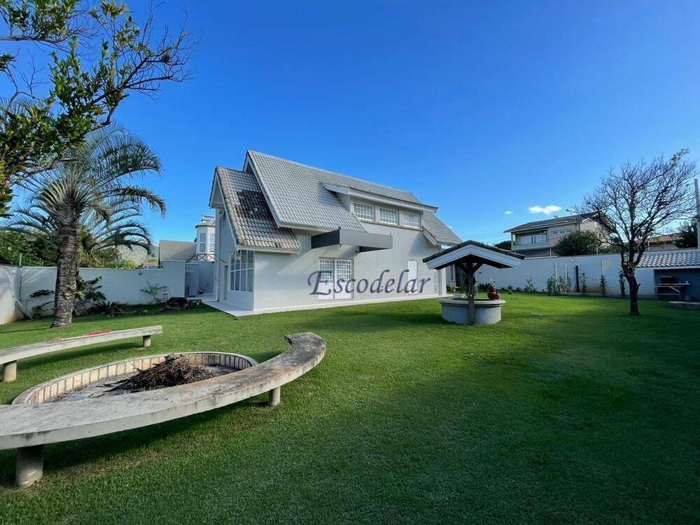 Sobrado à venda com 4 quartos, 325m² - Foto 1
