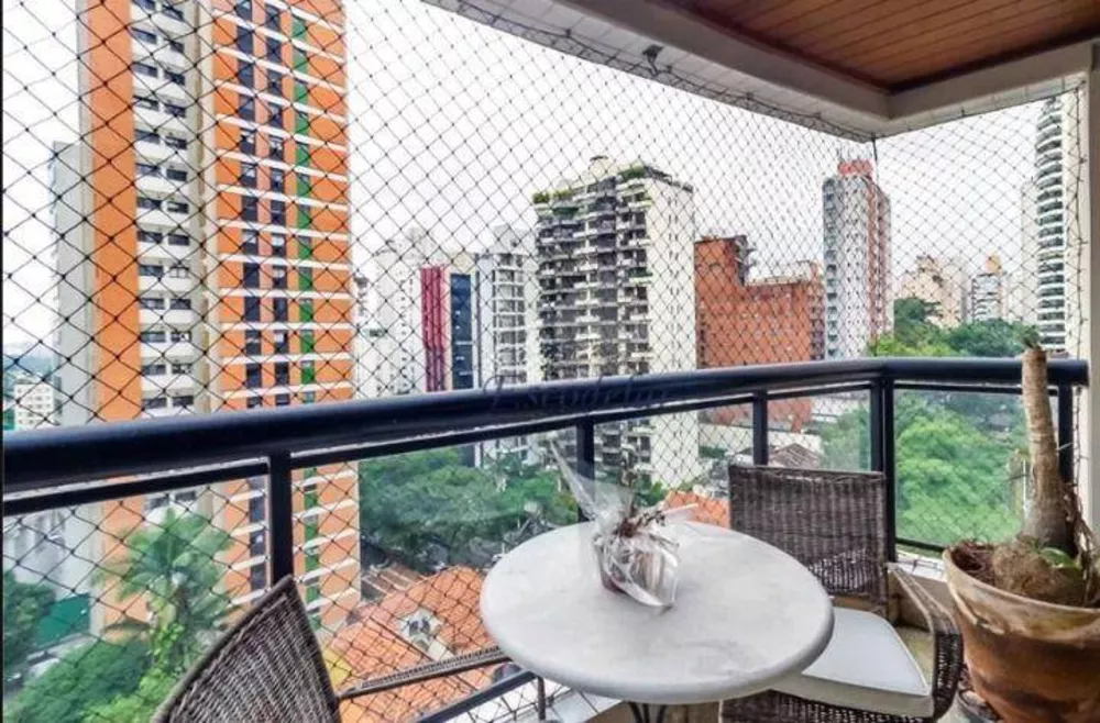 Apartamento à venda com 3 quartos, 150m² - Foto 3