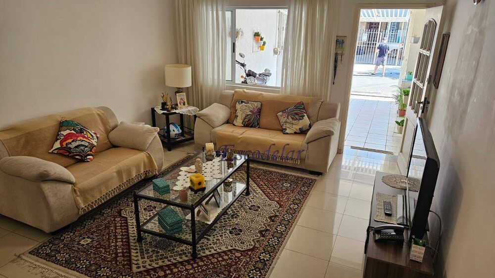 Casa, 3 quartos, 110 m² - Foto 1