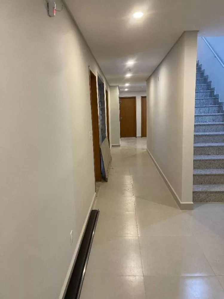 Apartamento à venda com 1 quarto, 28m² - Foto 3