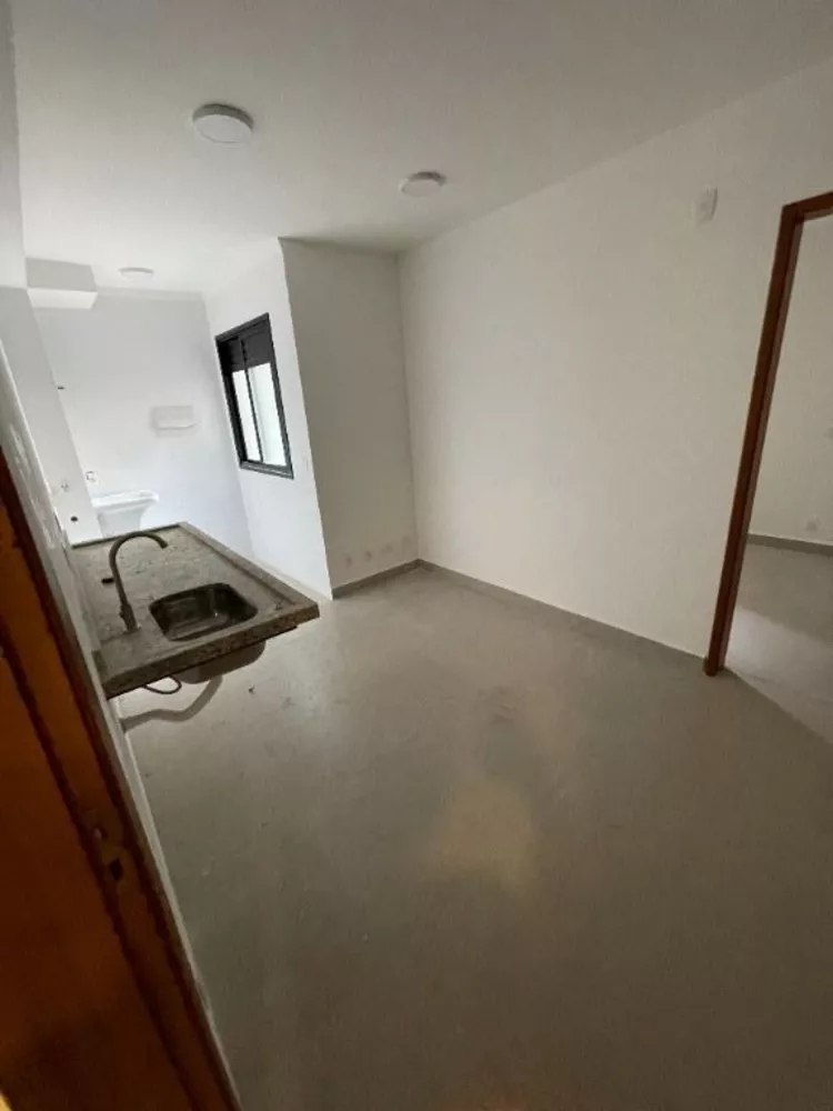 Apartamento à venda com 1 quarto, 28m² - Foto 2