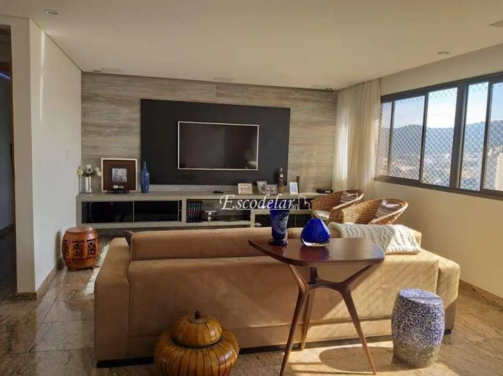 Apartamento, 3 quartos, 170 m² - Foto 1