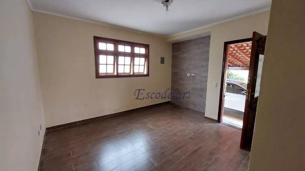 Casa à venda com 3 quartos, 100m² - Foto 1