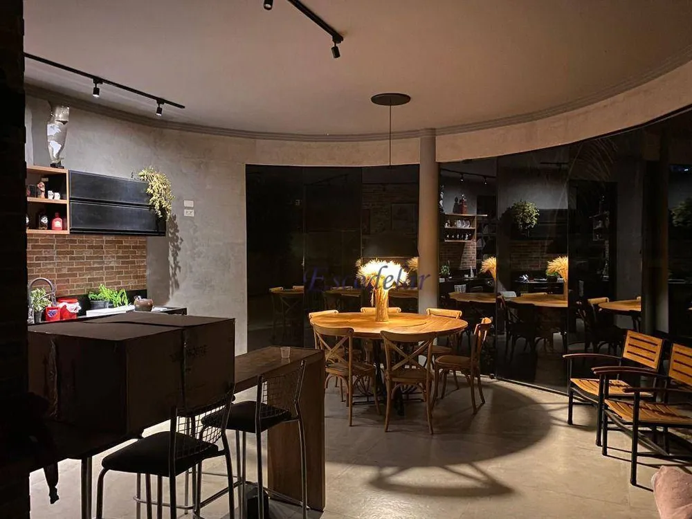 Casa, 3 quartos, 330 m² - Foto 1
