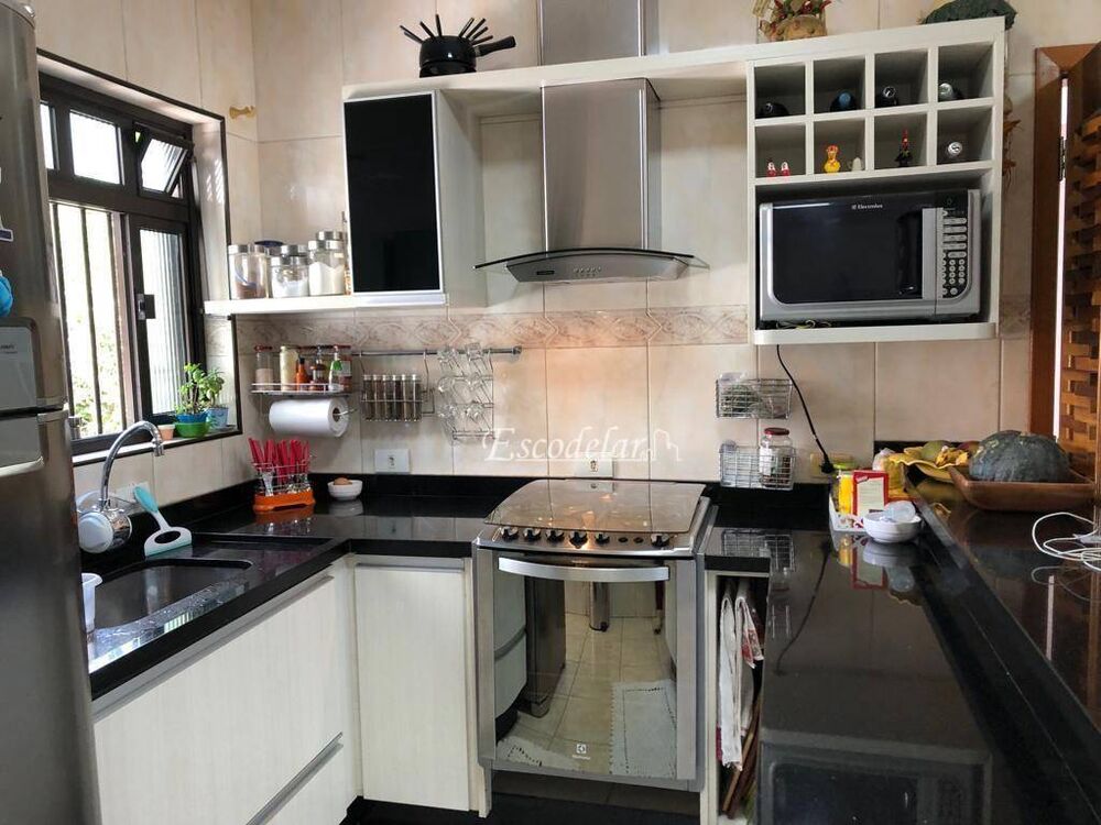 Sobrado, 3 quartos, 240 m² - Foto 2