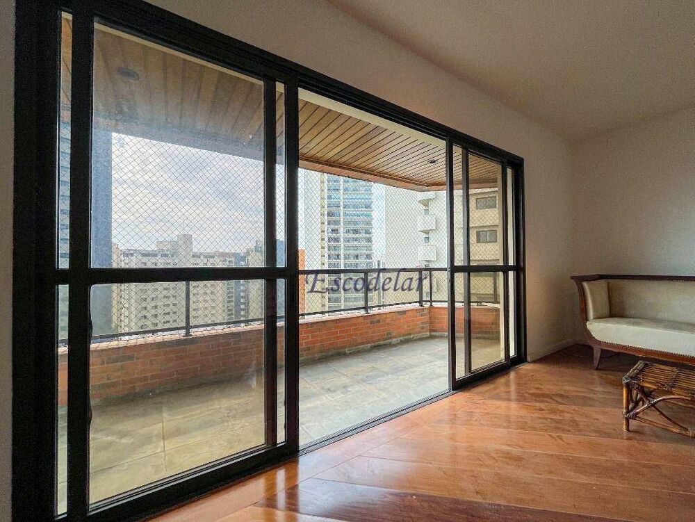 Apartamento, 3 quartos, 213 m² - Foto 5