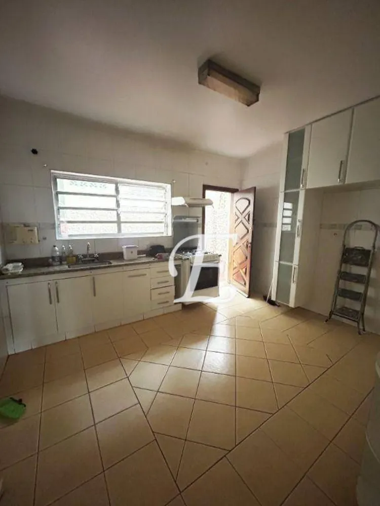 Sobrado, 3 quartos, 244 m² - Foto 1