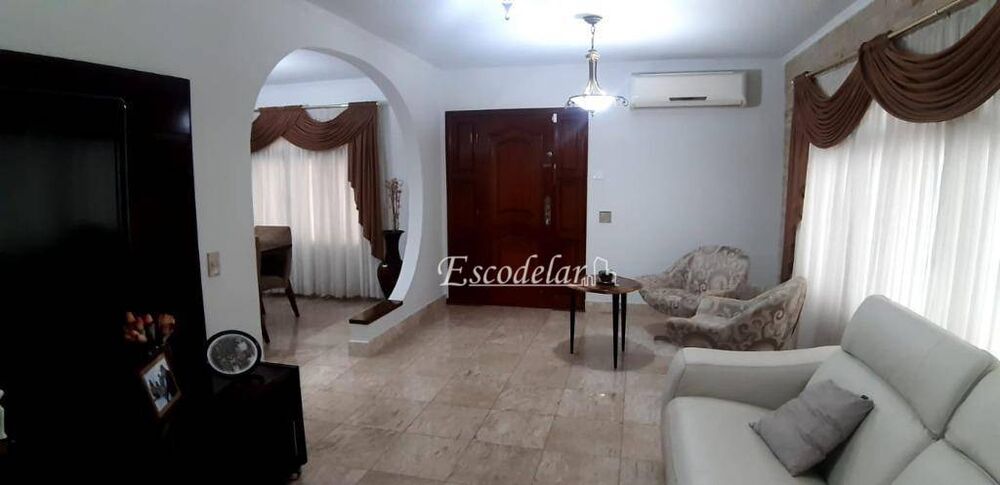 Sobrado, 3 quartos, 238 m² - Foto 2