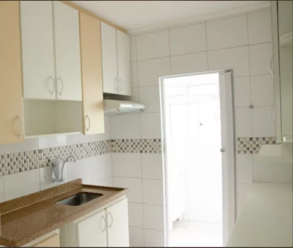 Apartamento à venda com 2 quartos, 55m² - Foto 2