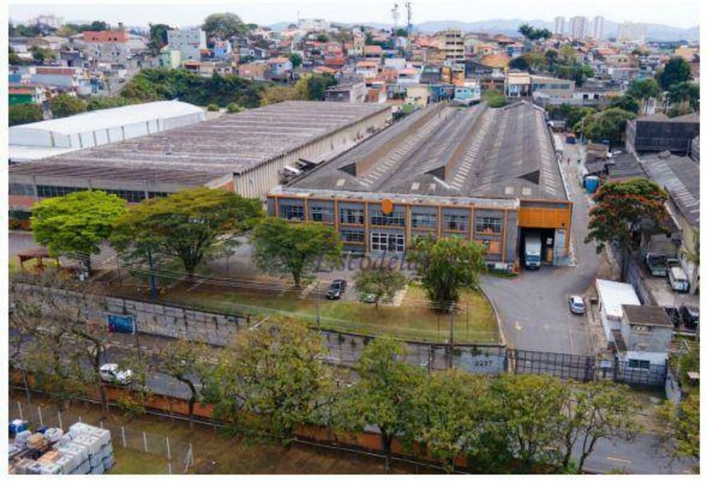 Depósito-Galpão, 8000 m² - Foto 1