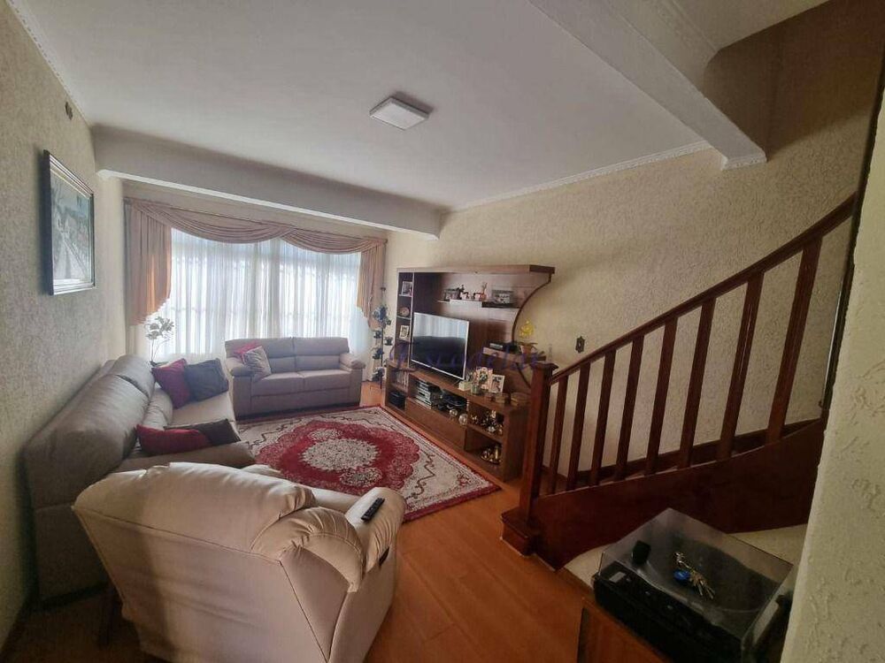 Sobrado, 3 quartos, 200 m² - Foto 1