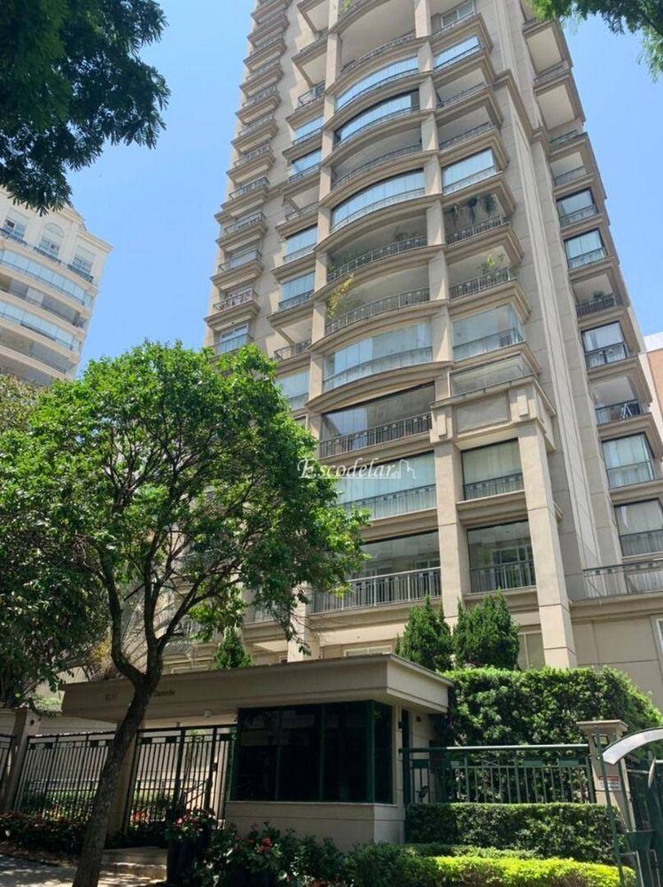 Apartamento, 3 quartos, 396 m² - Foto 2