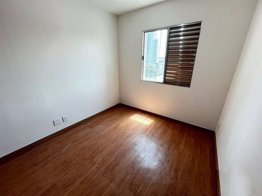 Apartamento à venda com 2 quartos, 62m² - Foto 8