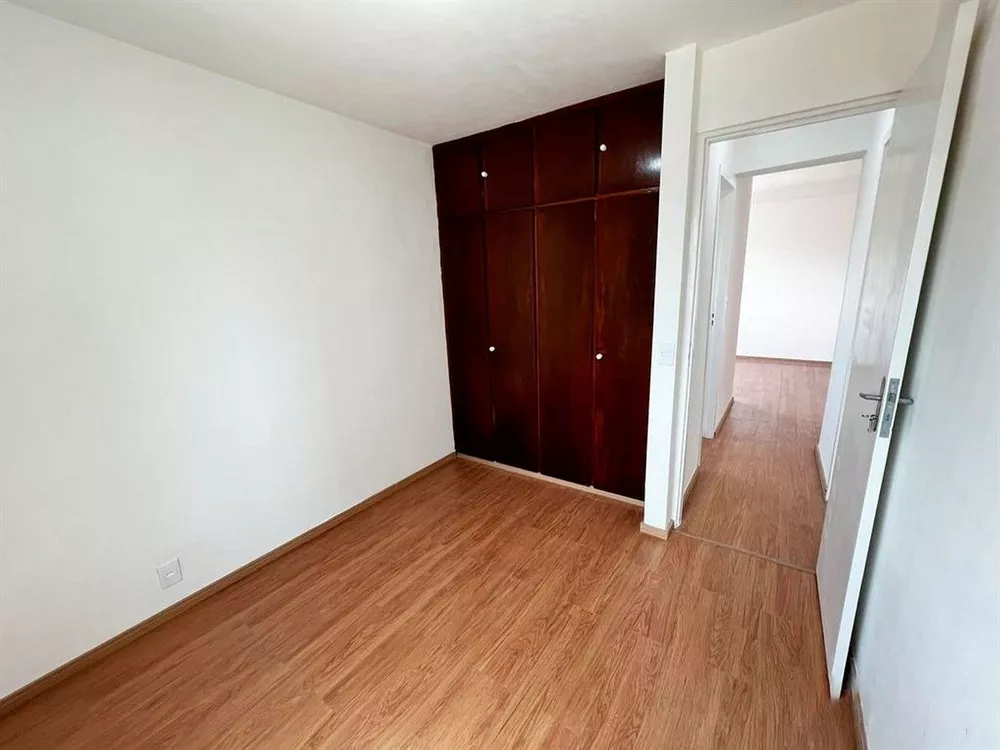 Apartamento à venda com 2 quartos, 62m² - Foto 7