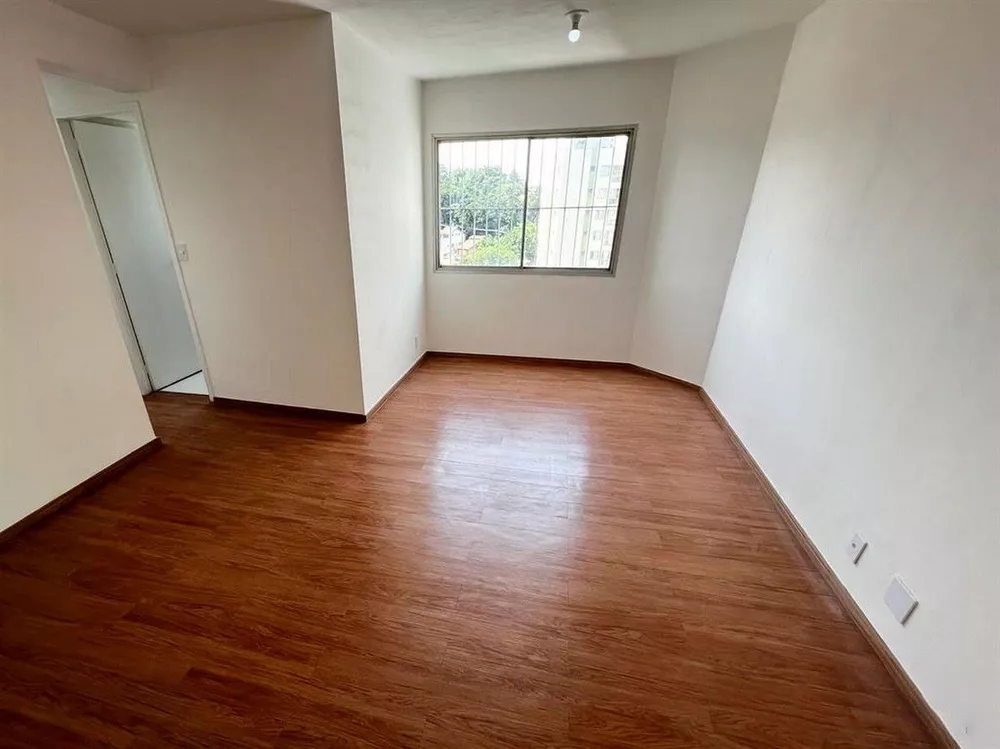 Apartamento à venda com 2 quartos, 62m² - Foto 2