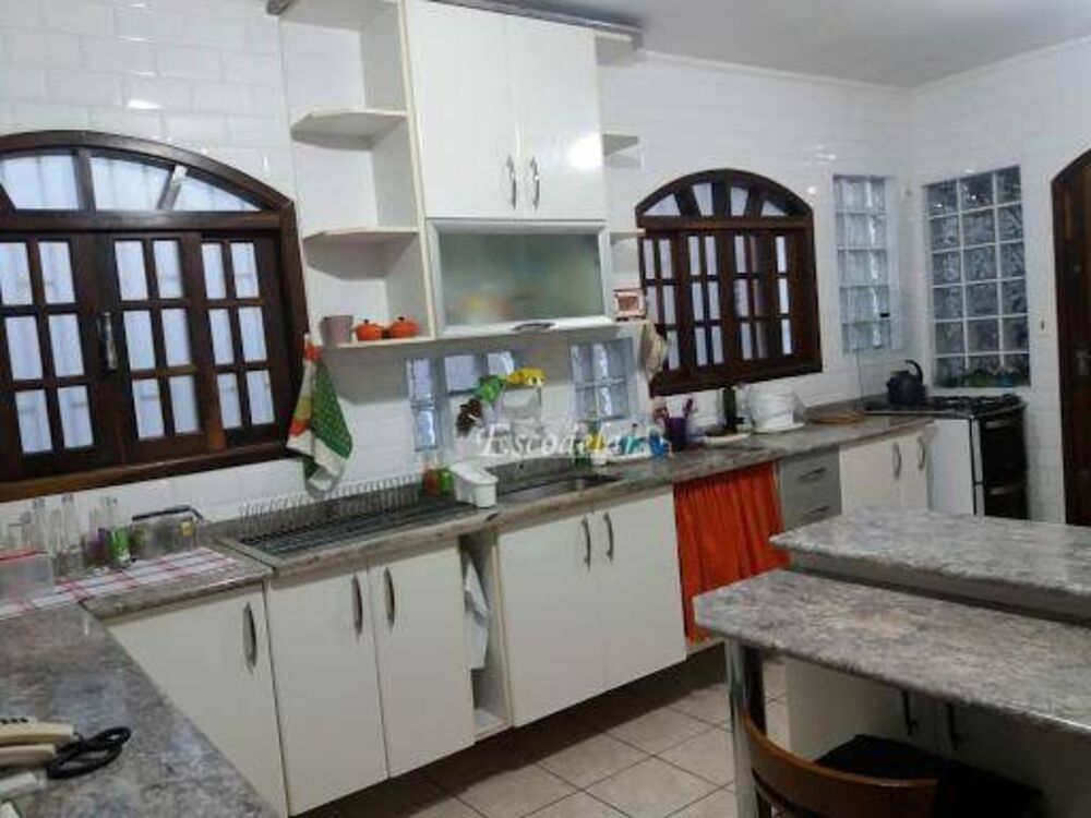 Sobrado, 4 quartos, 172 m² - Foto 2