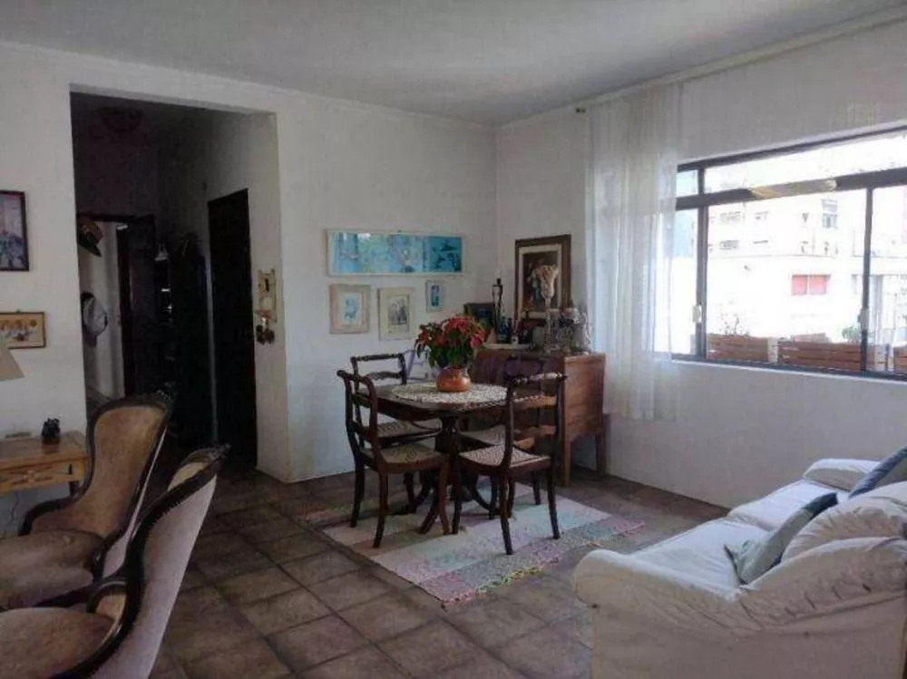 Apartamento à venda com 3 quartos, 280m² - Foto 2