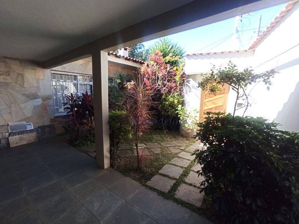Casa, 3 quartos, 225 m² - Foto 2