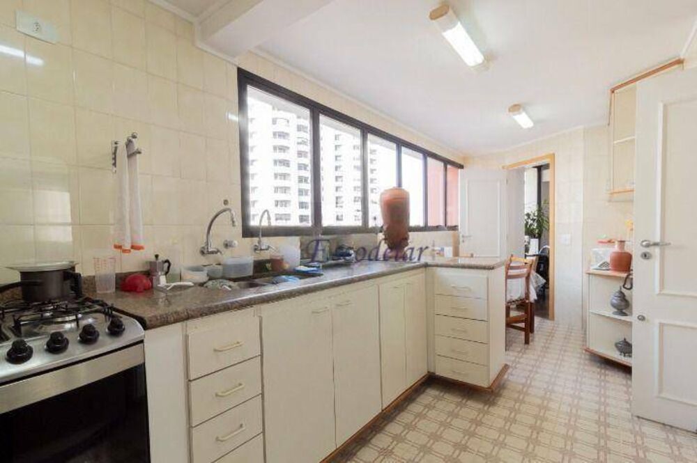 Apartamento, 3 quartos, 200 m² - Foto 2