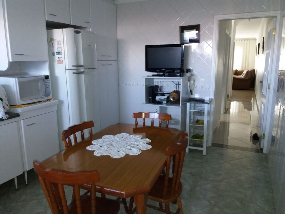 Sobrado, 3 quartos, 323 m² - Foto 1
