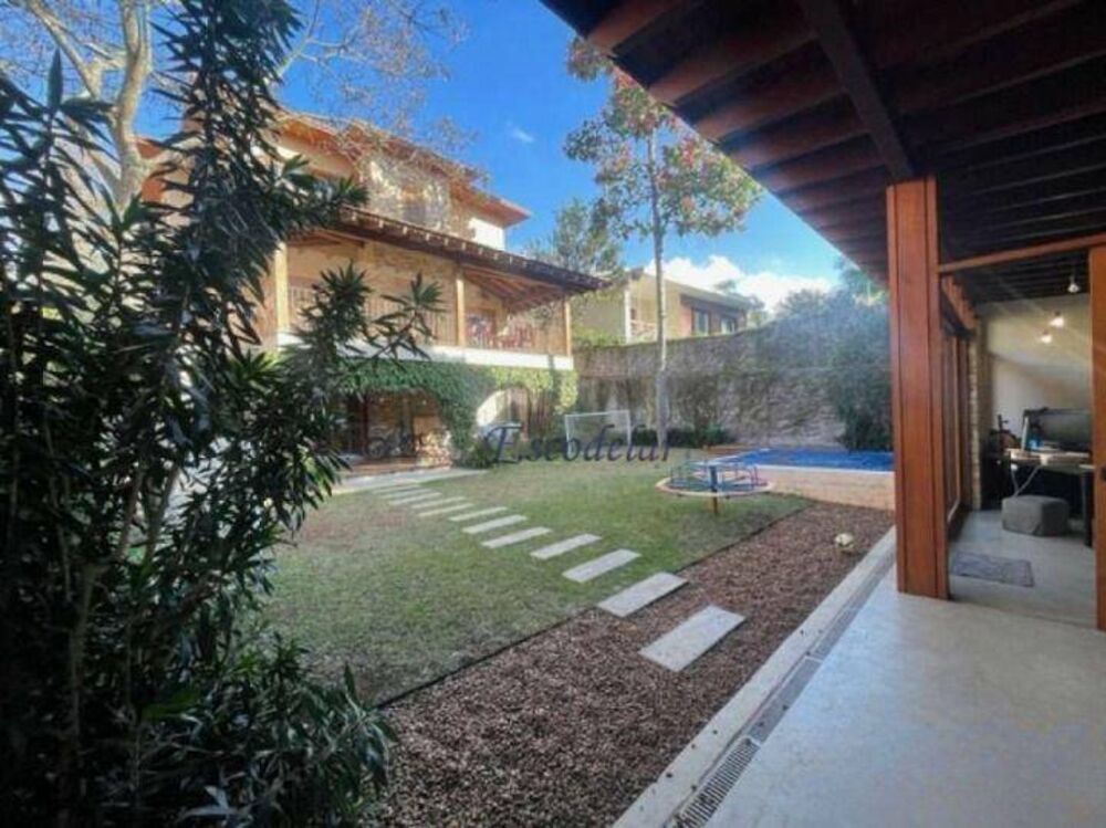 Casa, 4 quartos, 405 m² - Foto 1