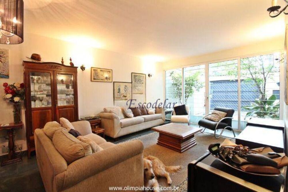 Casa, 3 quartos, 240 m² - Foto 1