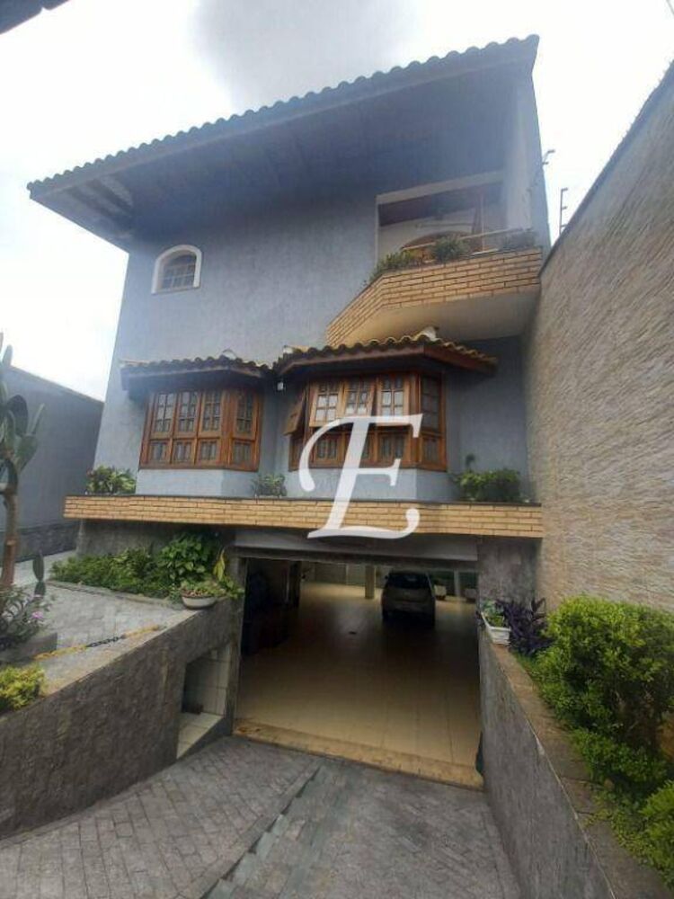 Sobrado, 4 quartos, 256 m² - Foto 1