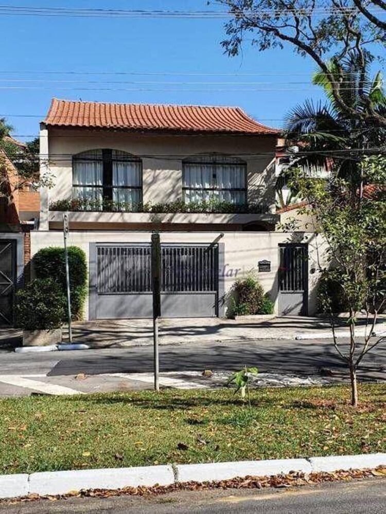 Casa, 3 quartos, 319 m² - Foto 1