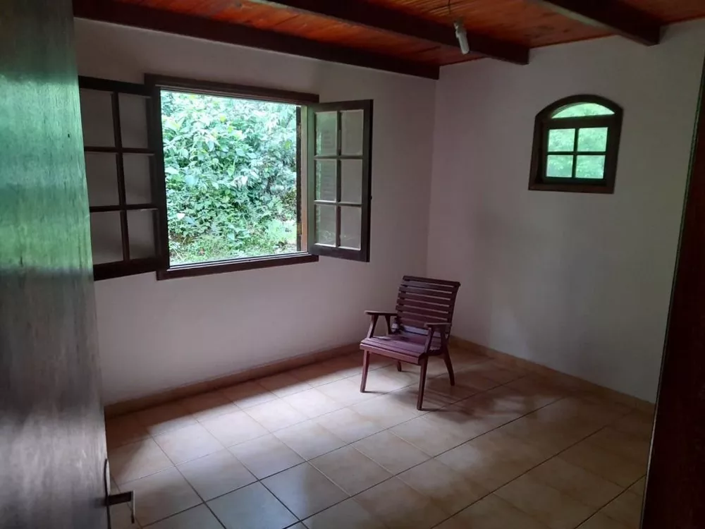 Casa à venda com 2 quartos, 130m² - Foto 9