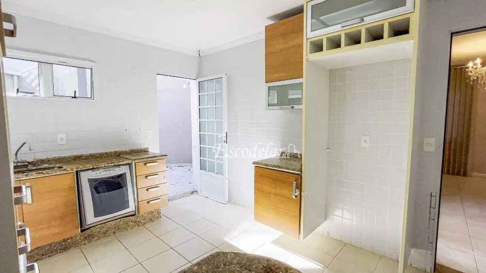 Sobrado à venda com 4 quartos, 500m² - Foto 17