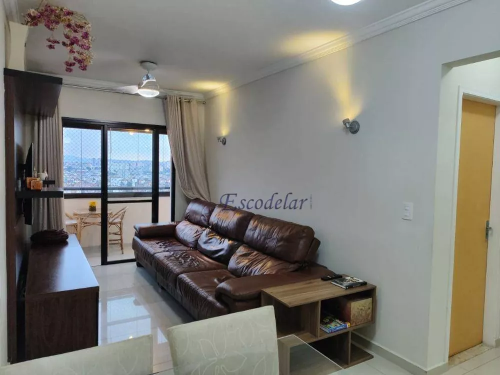 Apartamento à venda com 2 quartos, 68m² - Foto 2