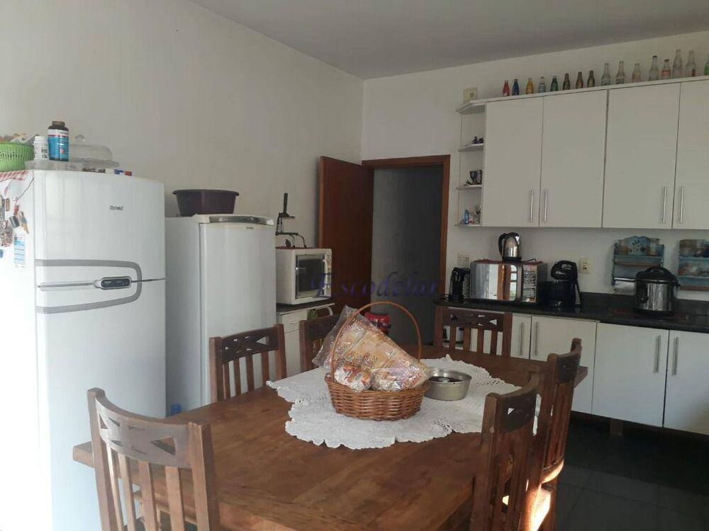 Sobrado, 3 quartos, 247 m² - Foto 2
