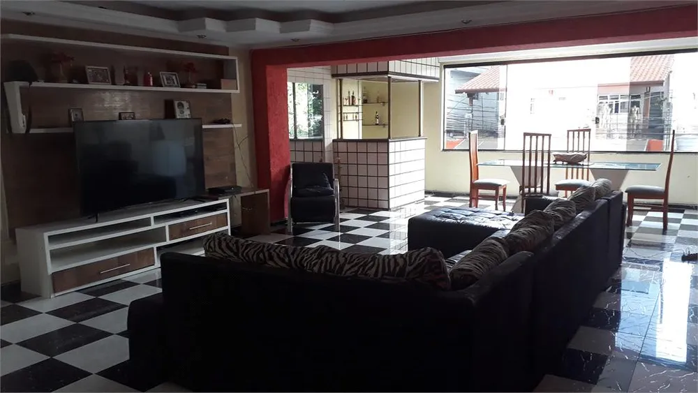 Sobrado, 4 quartos, 350 m² - Foto 1
