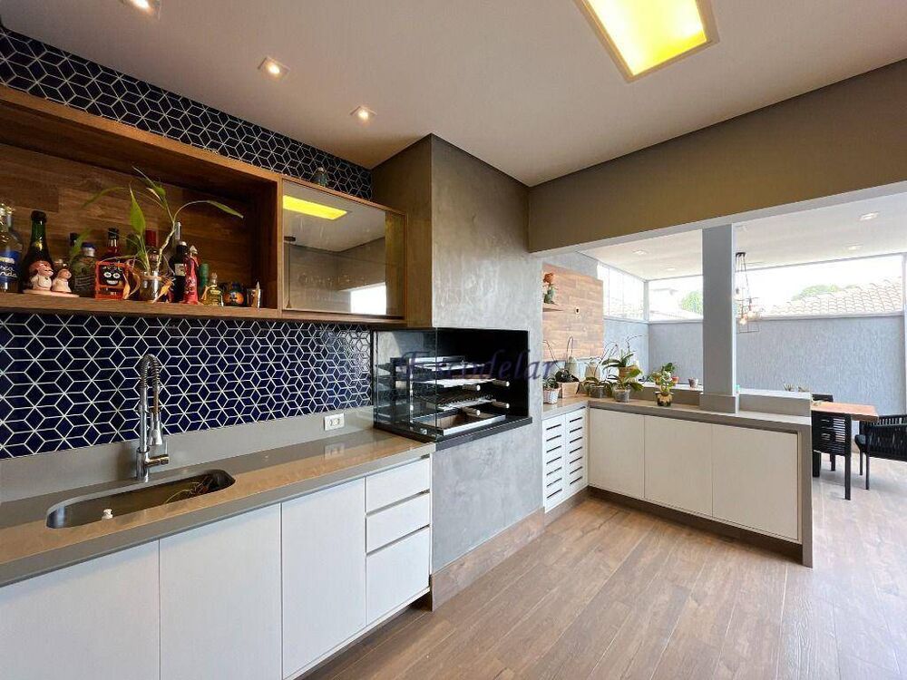 Sobrado, 3 quartos, 241 m² - Foto 4