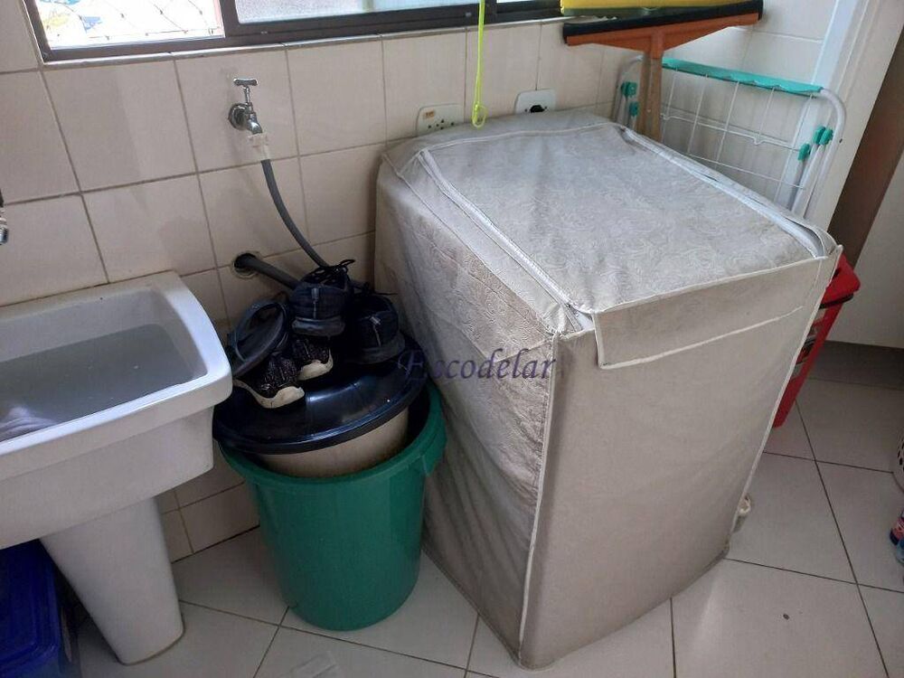 Apartamento à venda com 3 quartos, 90m² - Foto 3