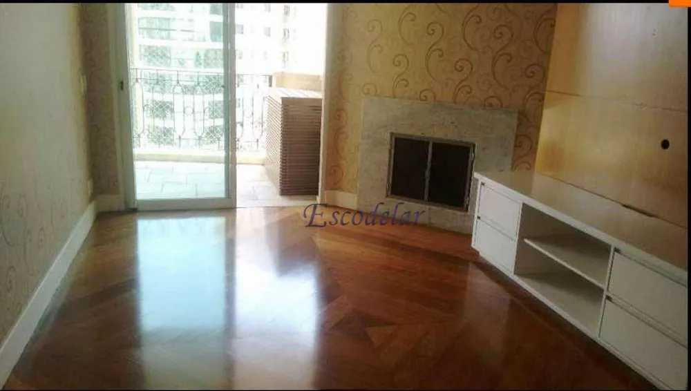 Apartamento à venda com 4 quartos, 247m² - Foto 15