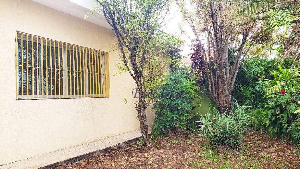 Casa à venda com 2 quartos, 370m² - Foto 1