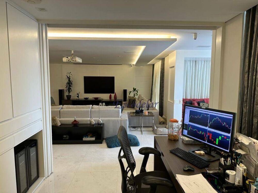 Apartamento, 3 quartos, 197 m² - Foto 4