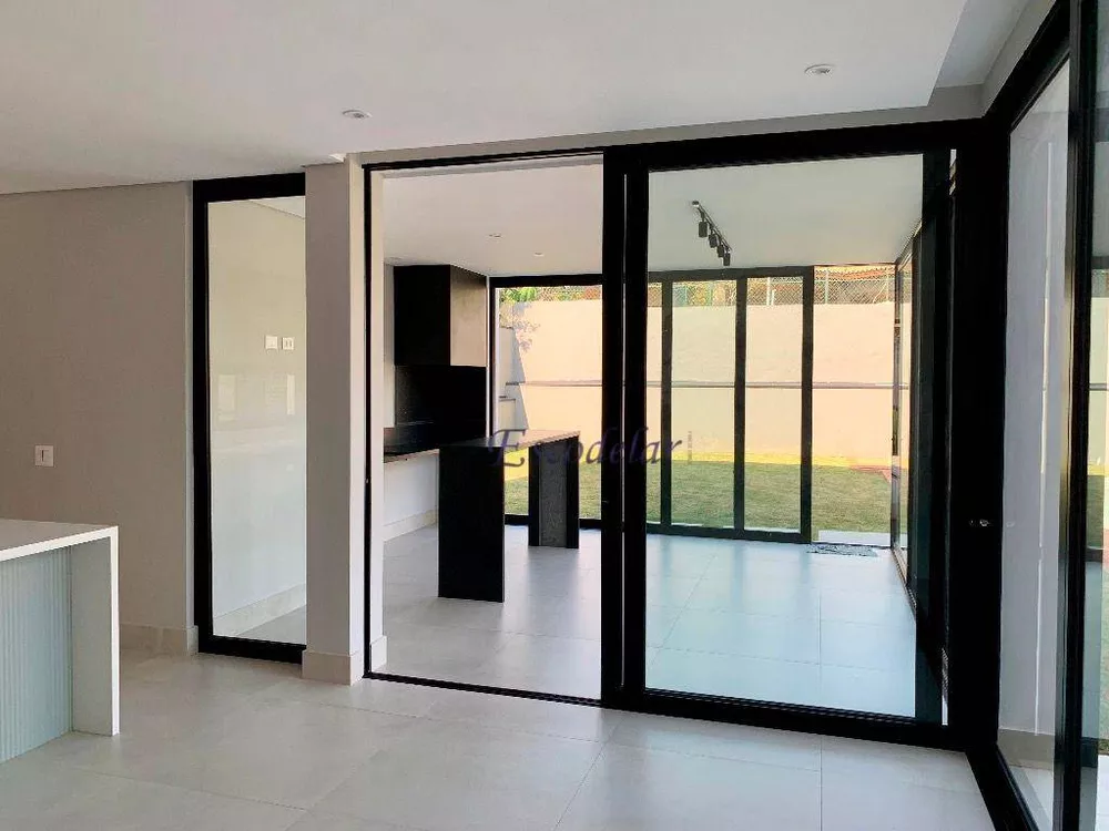 Casa de Condomínio à venda com 4 quartos, 400m² - Foto 17