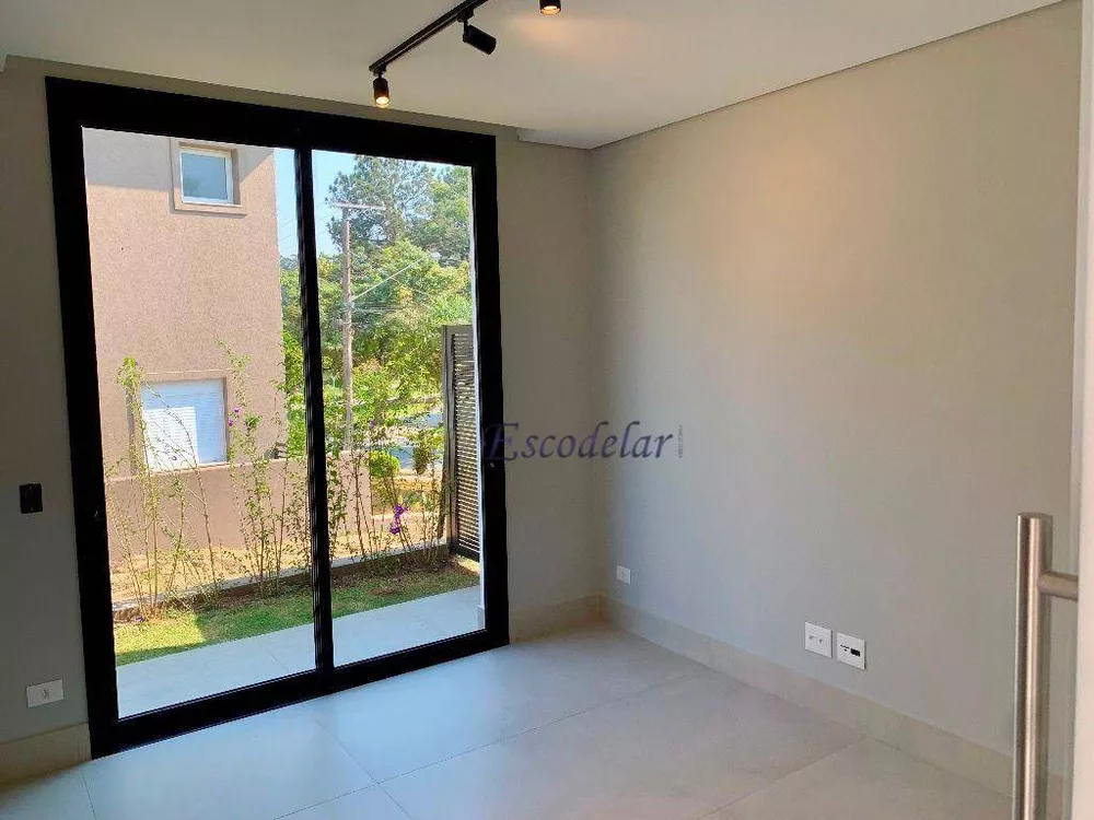 Casa de Condomínio à venda com 4 quartos, 400m² - Foto 13