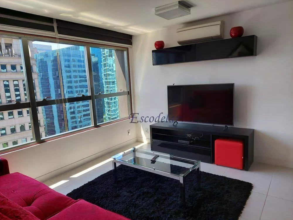 Apartamento à venda com 2 quartos, 70m² - Foto 6