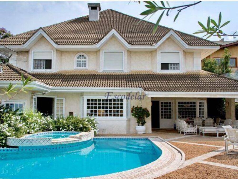 Sobrado, 4 quartos, 840 m² - Foto 1