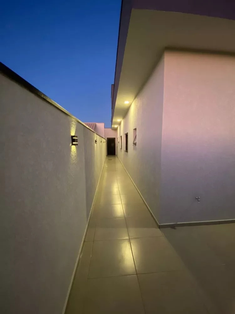 Casa à venda com 3 quartos, 250m² - Foto 6