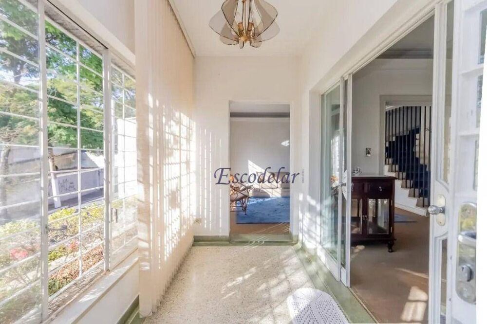 Sobrado, 3 quartos, 240 m² - Foto 1