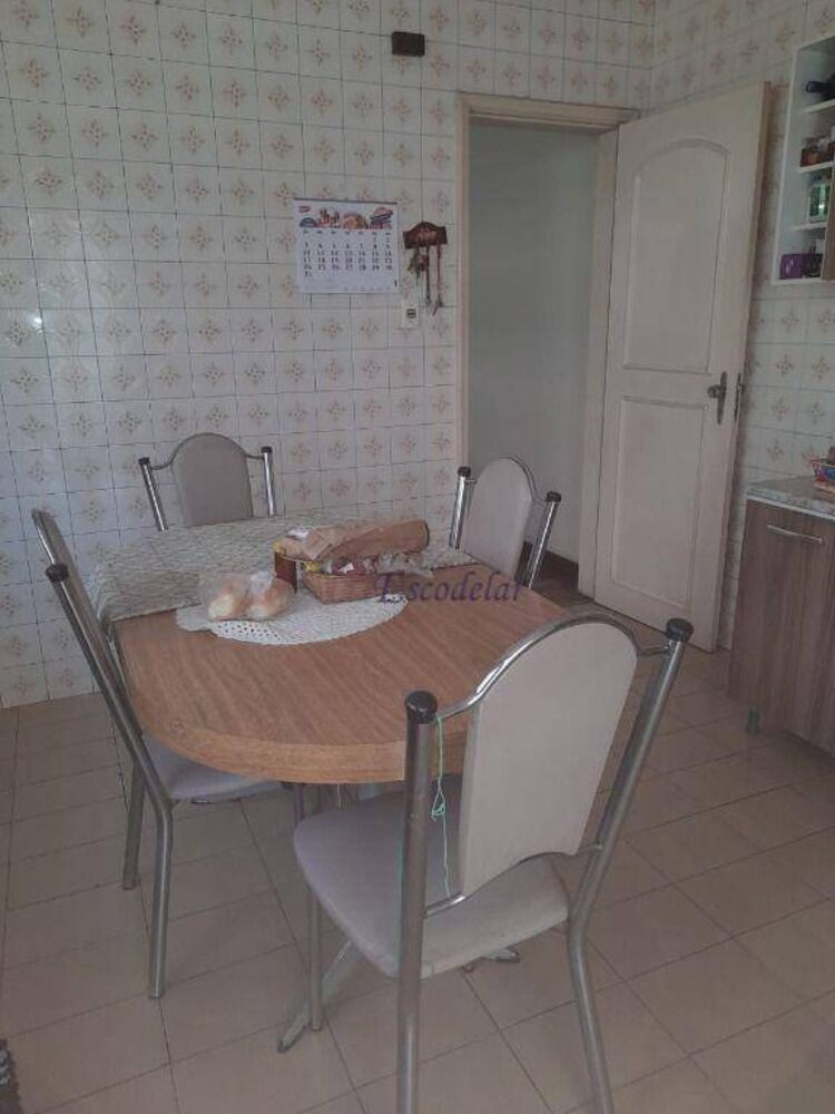 Sobrado à venda com 5 quartos, 200m² - Foto 3