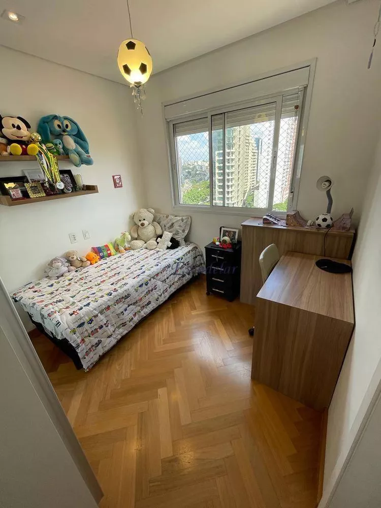 Apartamento à venda com 3 quartos, 134m² - Foto 16