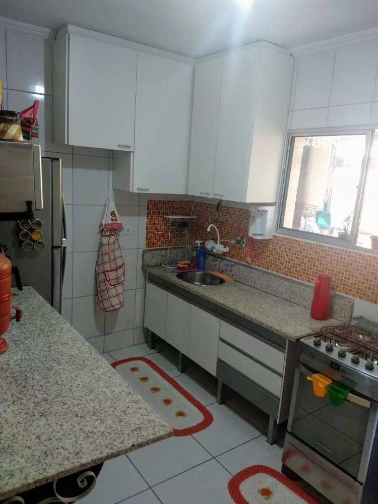 Apartamento à venda com 2 quartos, 62m² - Foto 4