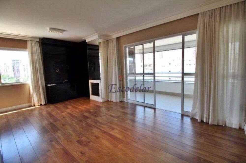 Apartamento, 3 quartos, 137 m² - Foto 2