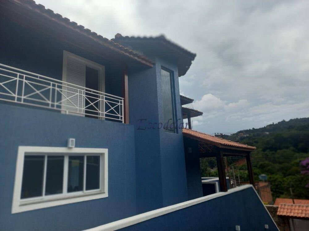 Casa, 3 quartos, 303 m² - Foto 1